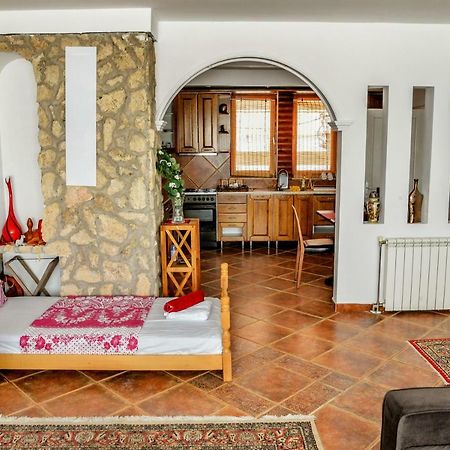 Tomas Apartments سكوبجي المظهر الخارجي الصورة