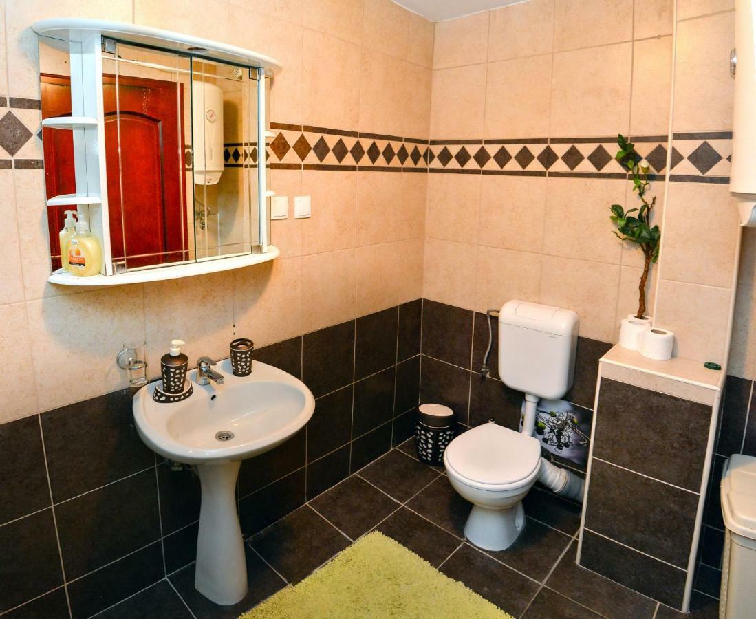 Tomas Apartments سكوبجي المظهر الخارجي الصورة